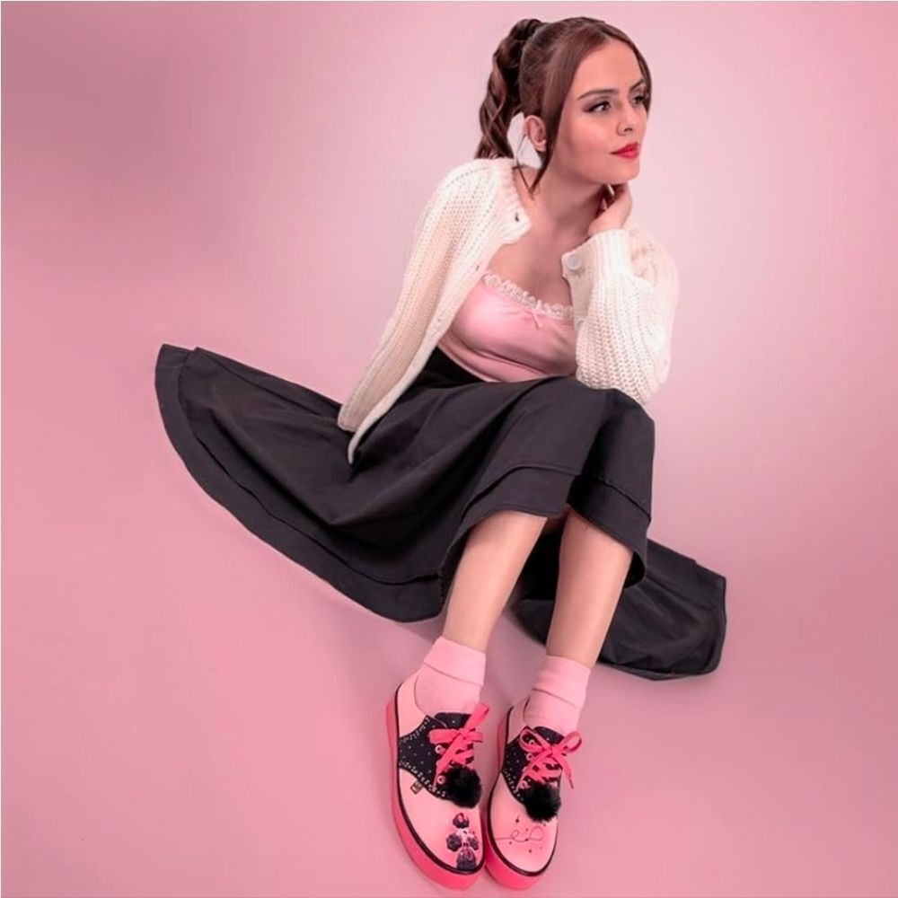 🩵NIB Hot Chocolate Canvas Poodle Perfect Unisex Sneakers Size 8 - Picture 1 of 14